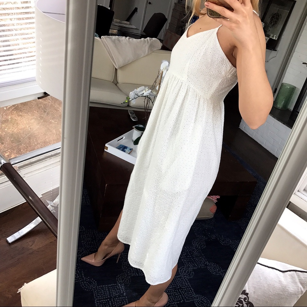 Off White Baggy Embroidered Midi Dress! 🌸 - Picture 2 of 8